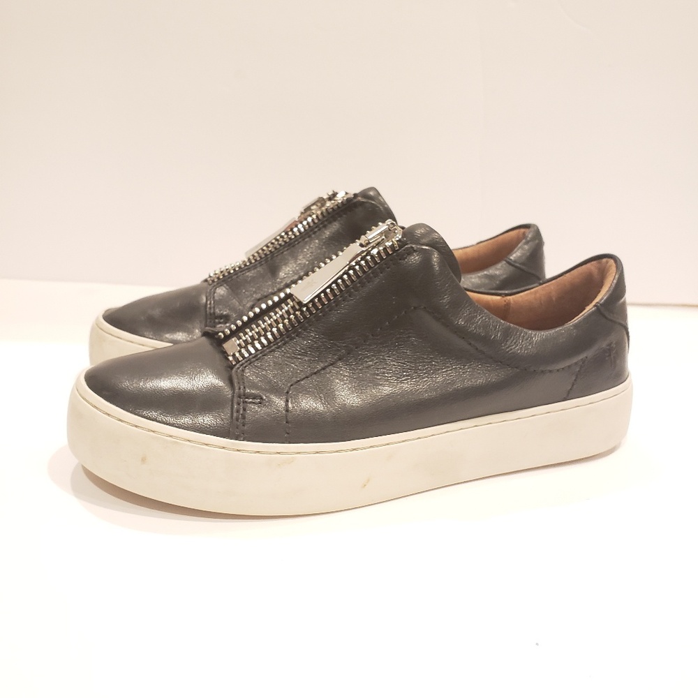 Frye Women's Lena Zip Low Sneakers black leather size 6.5